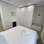 Apartamento Brocense Centro 2 *